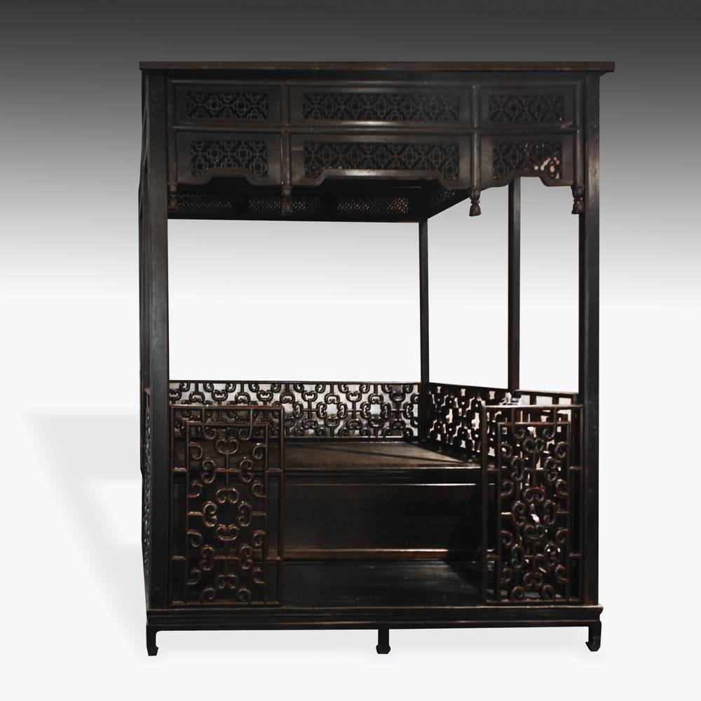Babu Chuang or Alcove Bed