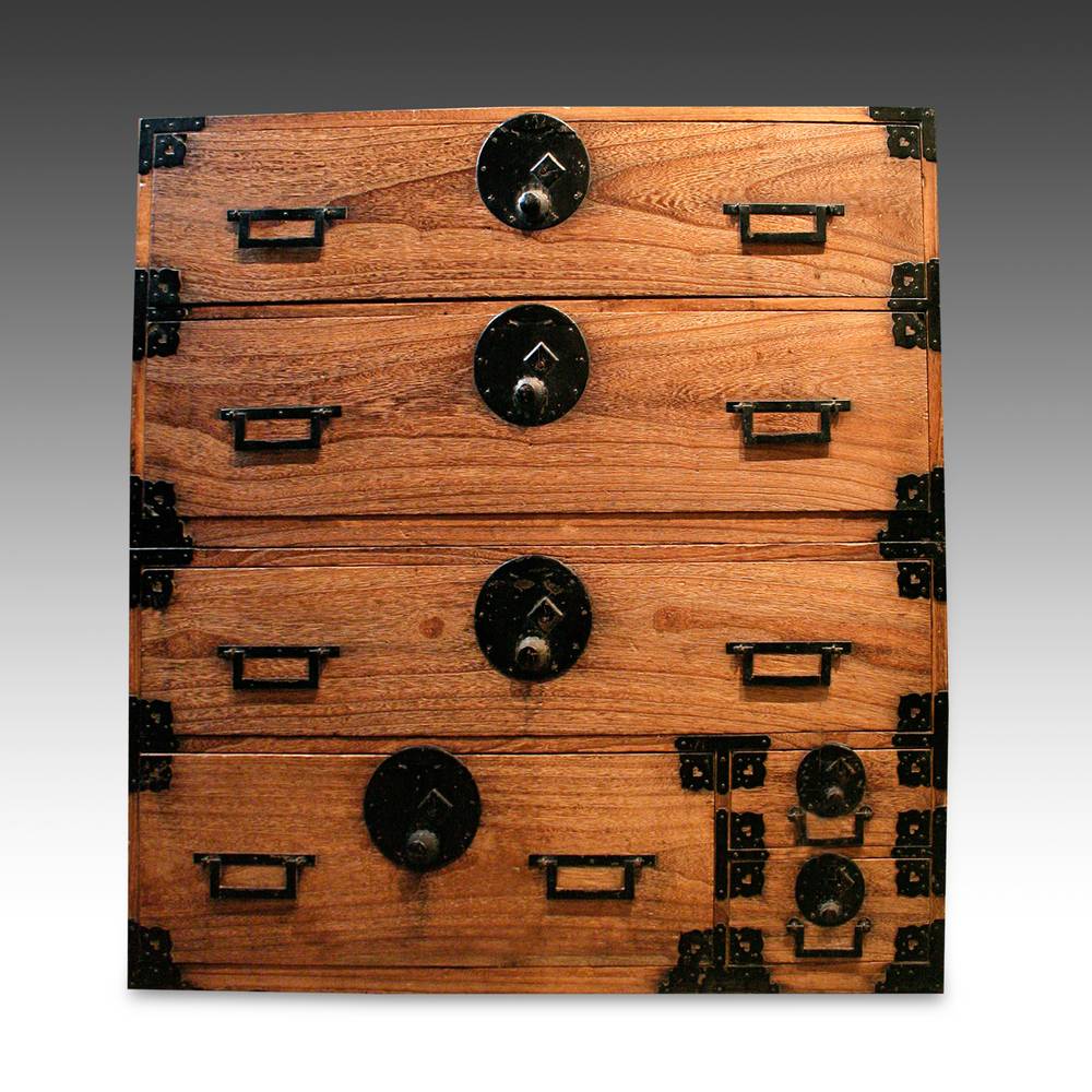 Tansu in 2 Sections