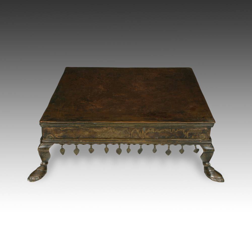 Baijot or Low Table with Hoof Feet